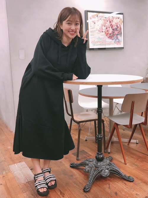 菊地亜美さんのコーディネート
