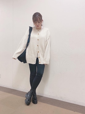 「MERCURYDUO（マーキュリーデュオ）のアイテム（ブーツ）」を使った、菊地亜美さん（レディース・165cm）の冬コーディネート