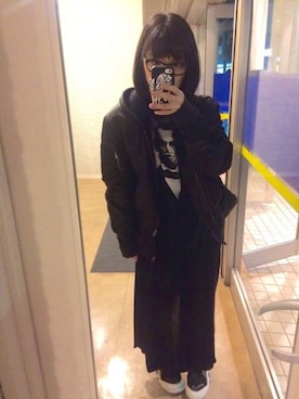 「WC（ダブル シー）のアイテム（MA-1）」を使った、さかうちさん（レディース・159cm）の冬コーディネート