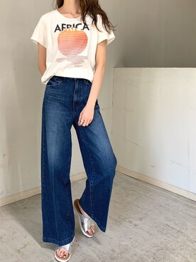 「woadblue（ウォードブルー）のアイテム（パンツ）」を使った、4onさん（レディース・168cm）の春コーディネート