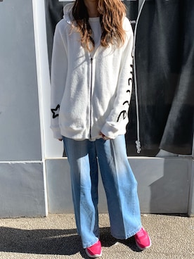 「woadblue（ウォードブルー）のアイテム（パンツ）」を使った、4onさん（レディース・168cm）の春コーディネート