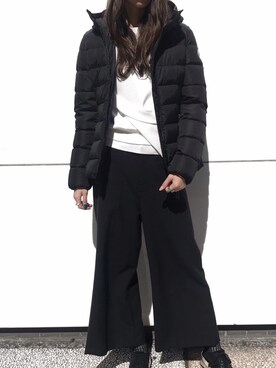 「MONCLER（モンクレール）のアイテム（ジャケット/アウター）」を使った、4onさん（レディース・168cm）の秋コーディネート