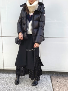 「MONCLER（モンクレール）のアイテム（ジャケット/アウター）」を使った、4onさん（レディース・168cm）の秋コーディネート