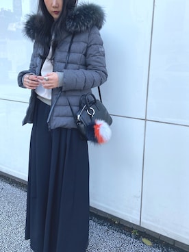 「TATRAS」｜「アイテム（財布/小物）」を使った、4onさん（レディース・168cm）の秋コーディネート