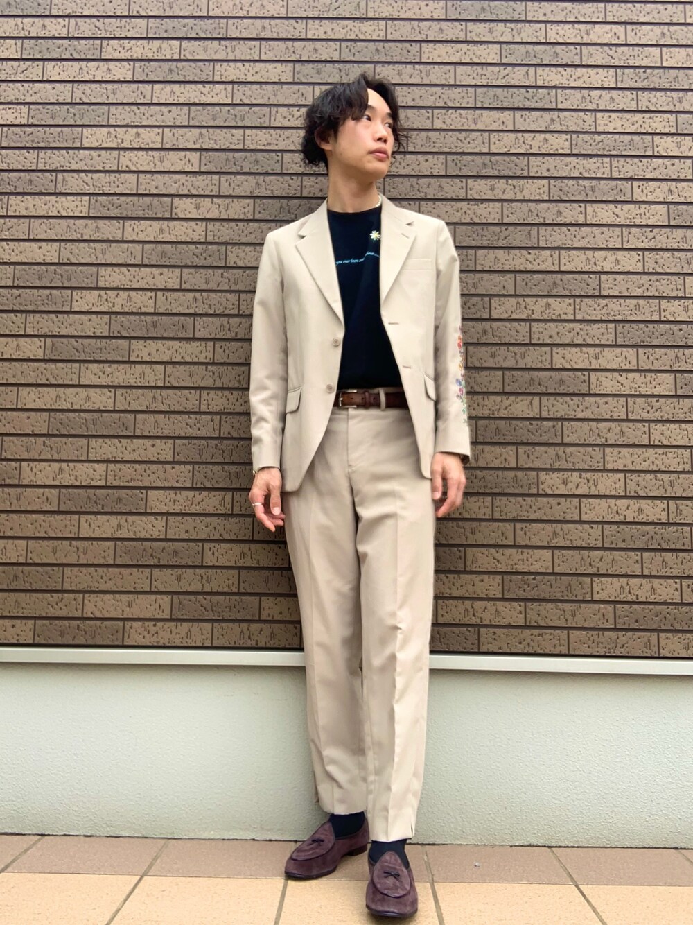 「セットアップ、ローファー、お洒落さんとつながりたい、UNITED ARROWS & SONS、ttt-msw、united arrows、秋のコーデ、今日のコーデ、いいね、save、フォローお願いします🤑、花柄」｜「UNITED ARROWS & SONSのUNITED ARROWS & SONS（ユナイテッドアローズ＆サンズ）BLOOM JACKET（テーラードジャケット、ベージュ系）」を使った、おしぼりくんさん（メンズ・178cm）の秋コーディネートの1枚目の写真