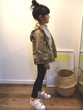 「秋のマイ旬スタイル」｜「アイテム（ナイロンジャケット）」を使った、H.Hさん（キッズ・120cm）の秋コーディネート