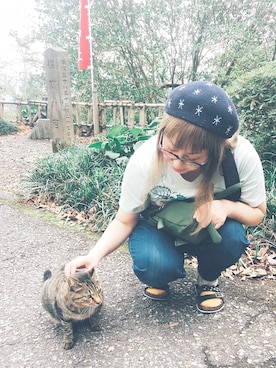 「猫」｜「アイテム（ハンチング/ベレー帽）」を使った、だるさん（レディース・152cm）の秋コーディネート