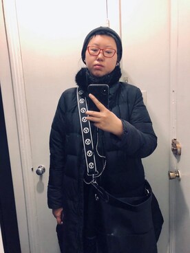 Xinyi Liさんのコーディネート