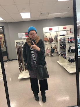 Xinyi Liさんのコーディネート