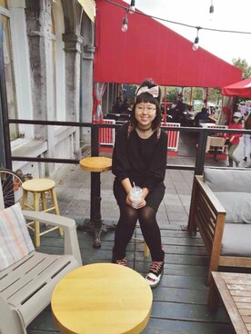 Xinyi Liさんのコーディネート