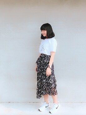 「pazzo_twのアイテム（Tシャツ/カットソー、ホワイト系）」を使った、Irisさん（レディース）の夏コーディネート