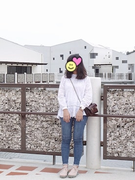 「ZARA（ザラ）のアイテム（シャツ/ブラウス、ホワイト系）」を使った、Irisさん（レディース）の春コーディネート