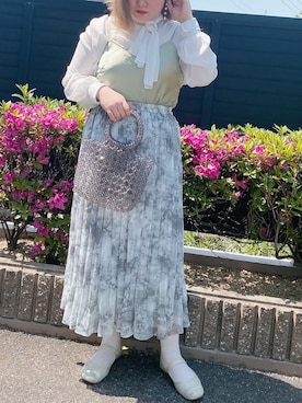 「ビーズバッグ」｜「アイテム（パンプス）」を使った、KARENさん（レディース・154cm）の春コーディネート