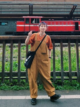 「plain-me（プレインミー）のアイテム（オールインワン・サロペット）」を使った、Doreenさん（レディース・164cm）の春コーディネート