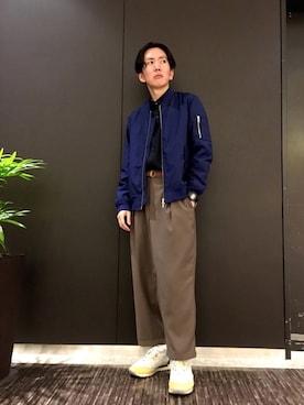 「JUNRED（ジュンレッド）のアイテム（MA-1）」を使った、tmkさん（メンズ・168cm）の春コーディネート