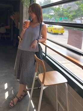 「holiday」｜「アイテム（その他トップス）」を使った、chalinnさん（レディース・165cm）の秋コーディネート