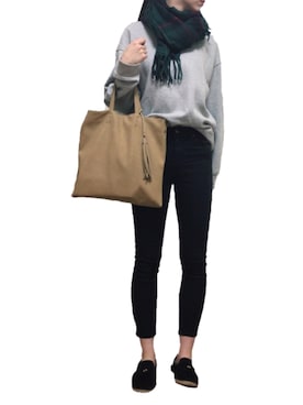 「STYLENANDA（スタイルナンダ）のアイテム（スウェット）」を使った、NANAさん（レディース・168cm）の秋コーディネート