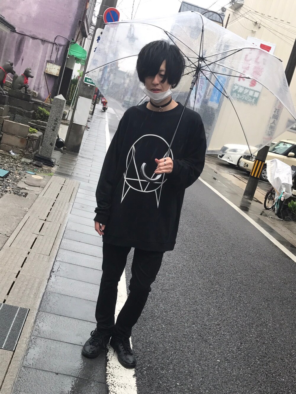 「LONGCLOTHING×OWSLA、スキニー、キングリーマスク、スニーカー、LONG CLOTHING」｜「long clothingのアイテム（スウェット、ブラック系）」を使った、（＾ω＾）さん（メンズ・172cm）の春コーディネートの1枚目の写真