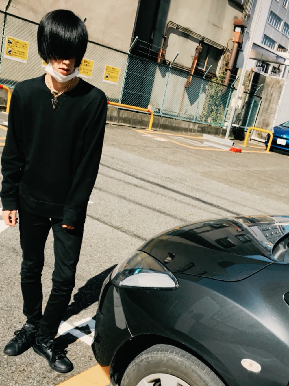 「名古屋、スウェット、スキニーパンツ、adidas、黒、黒コーデ」｜「池下のアイテム（その他、その他）」を使った、（＾ω＾）さん（メンズ・172cm）の秋コーディネートの1枚目の写真