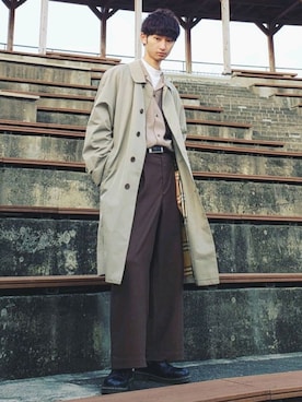 「アイテム（ステンカラーコート）」を使った、さんさん（メンズ・174cm）の春コーディネート