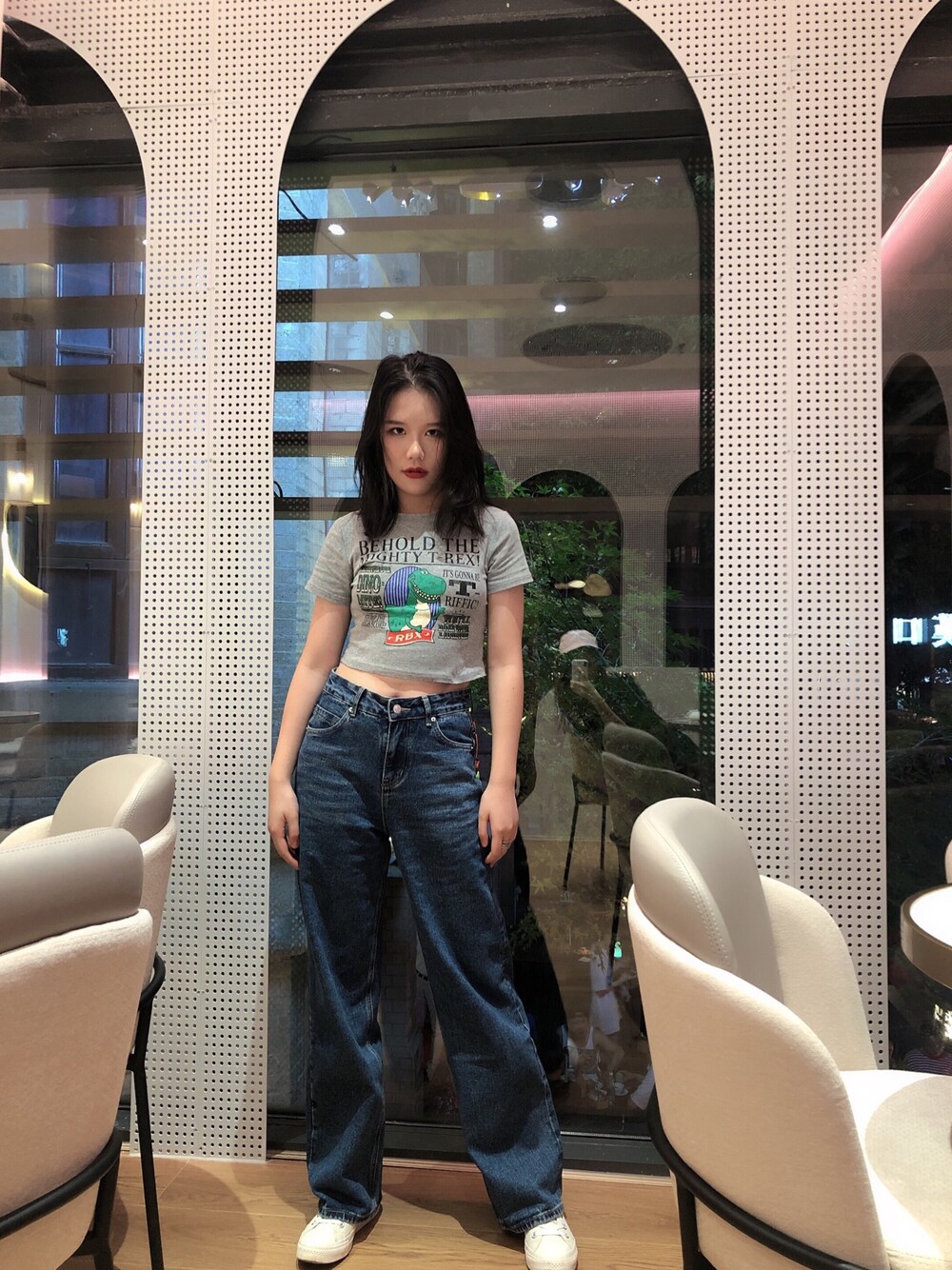「复古」｜「淘宝のアイテム（Tシャツ/カットソー、グレー系）」を使った、Tux_yさん（レディース・165cm）の秋コーディネートの1枚目の写真