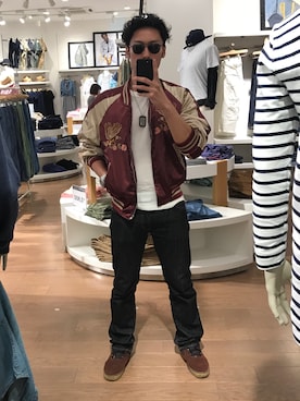 婆さんたまにはアンタが芝刈りに行ってくれさんのコーディネート