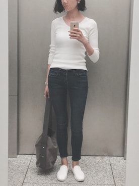 「ドラフトリーバイス」｜「アイテム（アナログ腕時計）」を使った、Ayaさん（レディース・173cm）の秋コーディネート