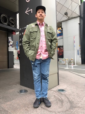 「アイテム（ミリタリージャケット）」を使った、Junichiさん（メンズ・180cm）の冬コーディネート