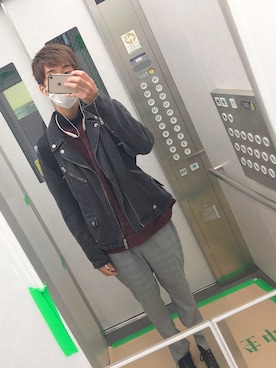 「学校」｜「アイテム（ライダースジャケット）」を使った、lolさん（メンズ・175cm）の秋コーディネート