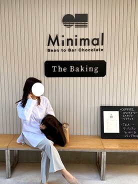 「カフェ」｜「アイテム（その他アウター）」を使った、tamuさん（レディース・160cm）の春コーディネート