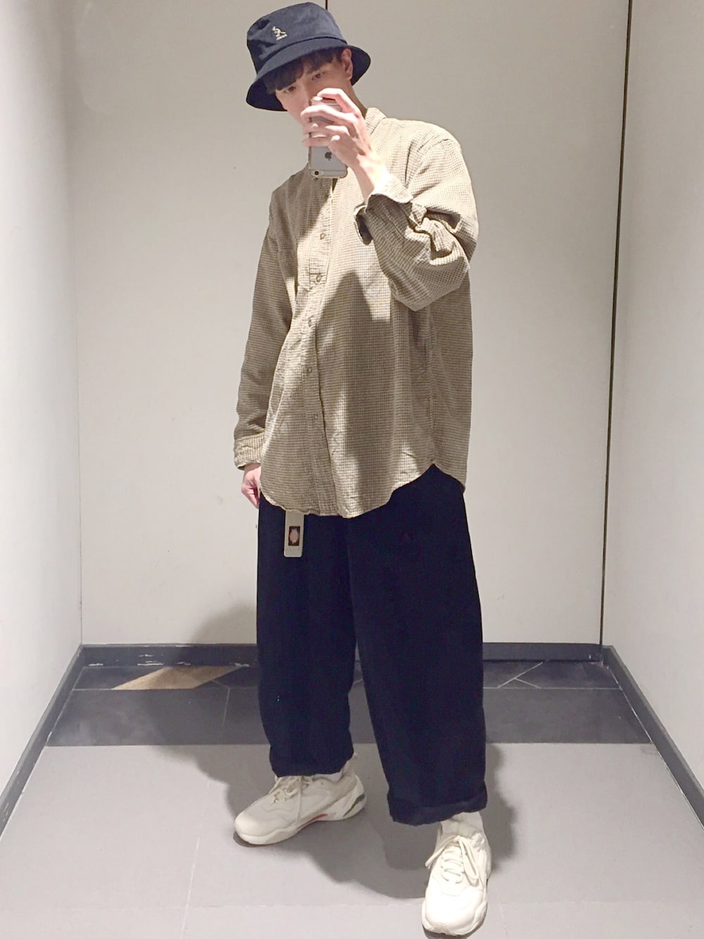 「ootd、ootdtw、look of the day、春コーデ、KANGOL、O.poism、PUMA、PUMA thunder spectra、puma thunder、vintage」｜「O.POismのアイテム（チノパンツ、ブラック系）」を使った、ionism_Shiroさん（メンズ・178cm）の冬コーディネートの1枚目の写真