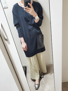 「Adam et Rope' Le Magasin（アダムエロペルマガザン）の【THE CONTAINER】 レザーフラットポシェット（ショルダーバッグ、ブラック系）」を使った、928imayaさん（レディース・154cm）の春コーディネート