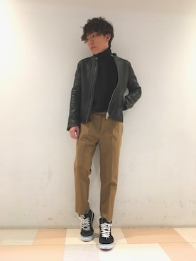 「オールドスクール」｜「アイテム（ライダースジャケット）」を使った、Daikiさん（メンズ・170cm）の冬コーディネート