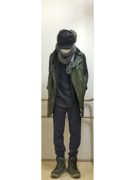 「SHIPS JET BLUE（シップスジェットブルー）のアイテム（スニーカー）」を使った、HFさん（メンズ・177cm）の冬コーディネート