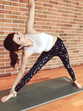 「アイテム（ブラジャー、ホワイト系）」を使った、LORNAJANE(ローナジェーン)さん（レディース・162cm）の夏コーディネート