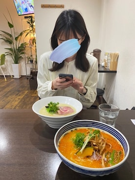 「ROPE' PICNIC（ロペピクニック）のフロントホックあきブラウス（シャツ/ブラウス、ホワイト系）」を使った、mmmさん（レディース・155cm）の春コーディネート