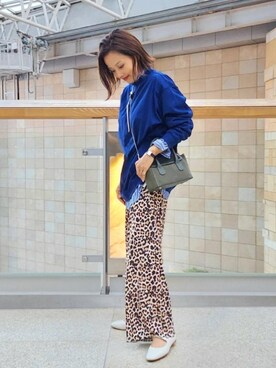 「Carol J.（キャロルジェイ）の【別注】＜GIANNI NOTARO Carol J.（ジャンニ ノターロ キャロル ジェイ）＞ FLP bag（ショルダーバッグ、グリーン系）」を使った、軍地　オデット エ オディール スタッフさん（レディース・160cm）の秋コーディネート