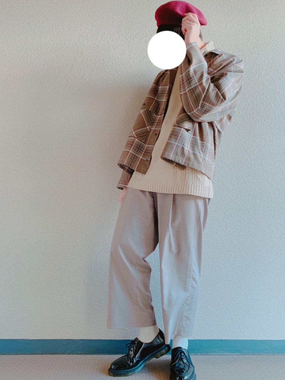 「お洒落さんとつながりたい、ベレー帽、タートルネック、ワイドパンツ、Daniel Wellington、Dr.Martens」｜「MONKEY TIMEの＜monkey time＞ TW CHECK MACKINAW JACKET/マッキーノジャケット（ブルゾン、ベージュ系）」を使った、すけっちさん（メンズ・180cm）の冬コーディネートの1枚目の写真