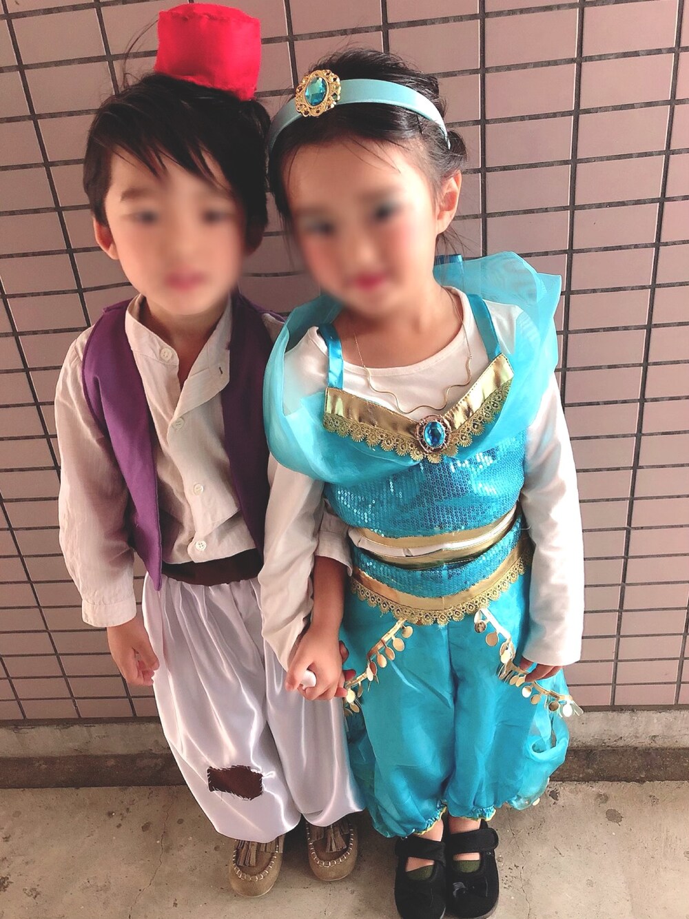 「wearhalloween2019、宇宙兄弟、コスプレ、仮装ディズニー、アラジン、ジャスミン、チビカップル、ハンドメイド、年中、ハッピーハロウィン」｜「後ろ💓💓のアイテム（その他、その他）」を使った、jinmamaさん（キッズ・100cm）の秋コーディネートの1枚目の写真