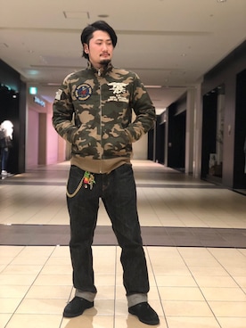 「AVIREX（アヴィレックス）のアイテム（ウォレットチェーン）」を使った、もりこさん（メンズ・175cm）の冬コーディネート