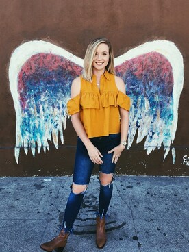 「Missguidedのアイテム（トップス）」を使った、Hope Freemanさん（レディース・170cm）の春コーディネート