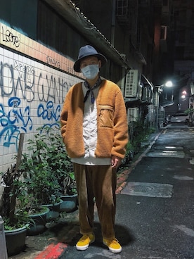 「plain-me（プレインミー）のアイテム（シャツ/ブラウス）」を使った、余欣縉さん（メンズ・177cm）の冬コーディネート