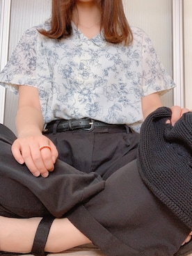 「usedのアイテム（ベルト、ブラック系）」を使った、unaさん（レディース・156cm）の春コーディネート