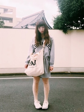 「アイテム（タイツ/ストッキング、ホワイト系）」を使った、キノさん（レディース・153cm）の夏コーディネート