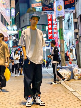 「Lazar（ラザル）のアイテム（トップス）」を使った、Gilberさん（メンズ・178cm）の秋コーディネート