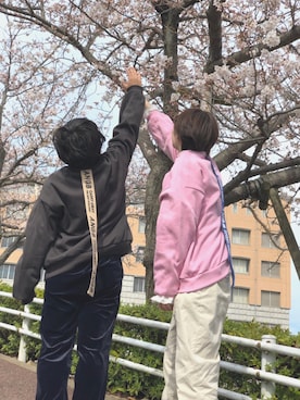 「ANDGEEBEE（アンジービー）のアイテム（スウェット）」を使った、Akariiiさん（レディース・162cm）の春コーディネート