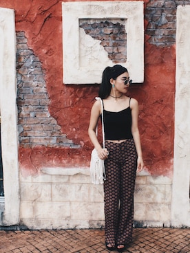 「H&M DIVIDED（エイチアンドエム　ディヴァイデッド）のアイテム（その他パンツ、ブルー系）」を使った、Yu Matsumotoさん（レディース・166cm）の秋コーディネート