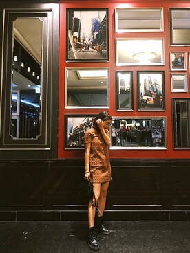 「ZARA（ザラ）のアイテム（ワンピース、オレンジ系）」を使った、Yu Matsumotoさん（レディース・166cm）の冬コーディネート