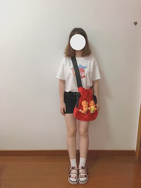 石纪原妍さんのコーディネート