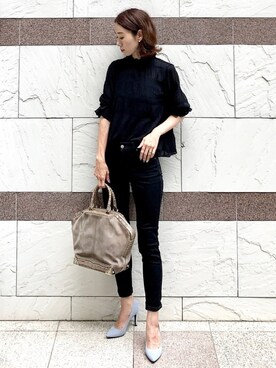 パンプス ブルー系 を使った 黒スキニー の人気ファッションコーディネート Wear